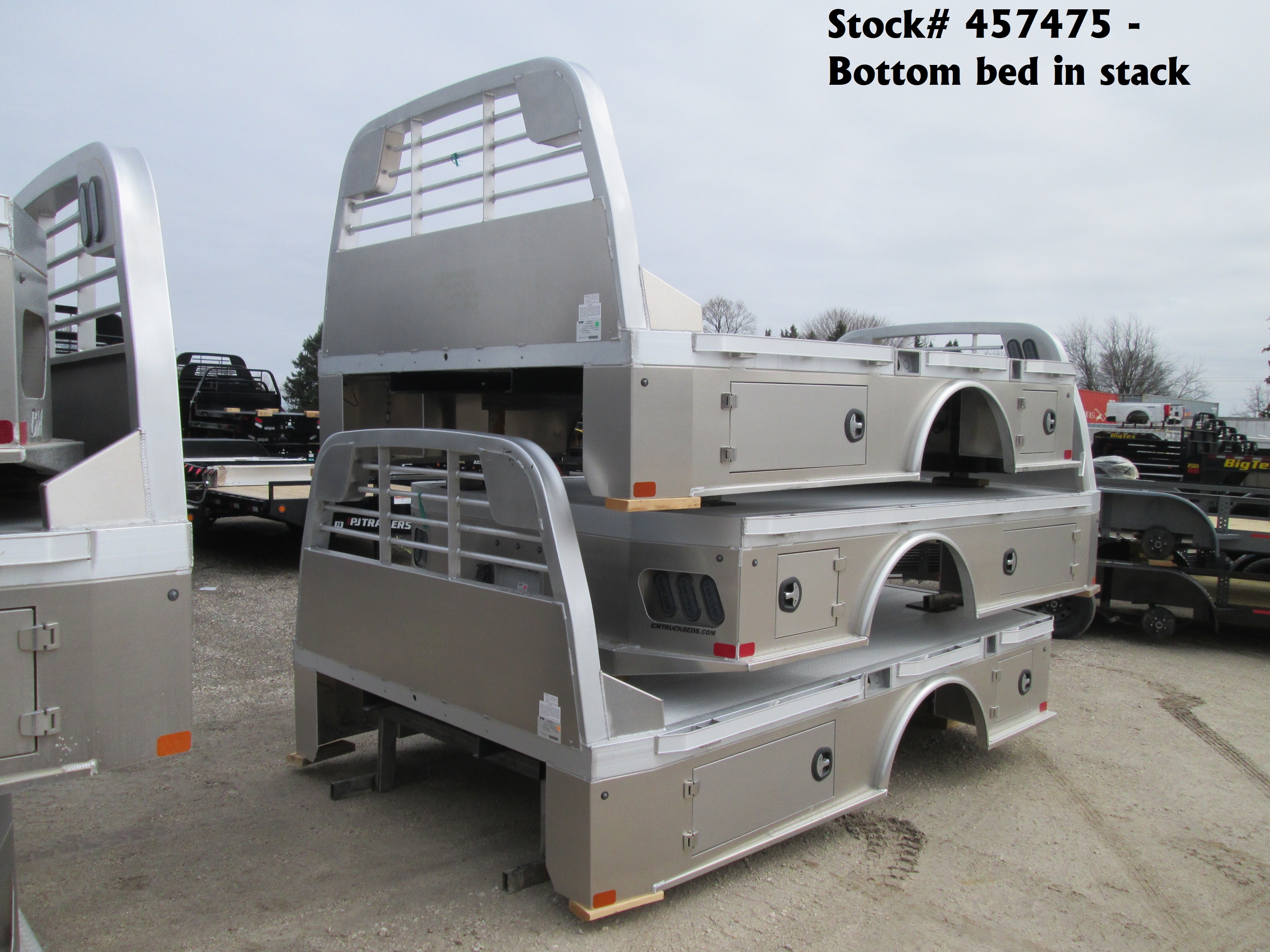 New CM 11.3 x 94 ALSK Flatbed Truck Bed