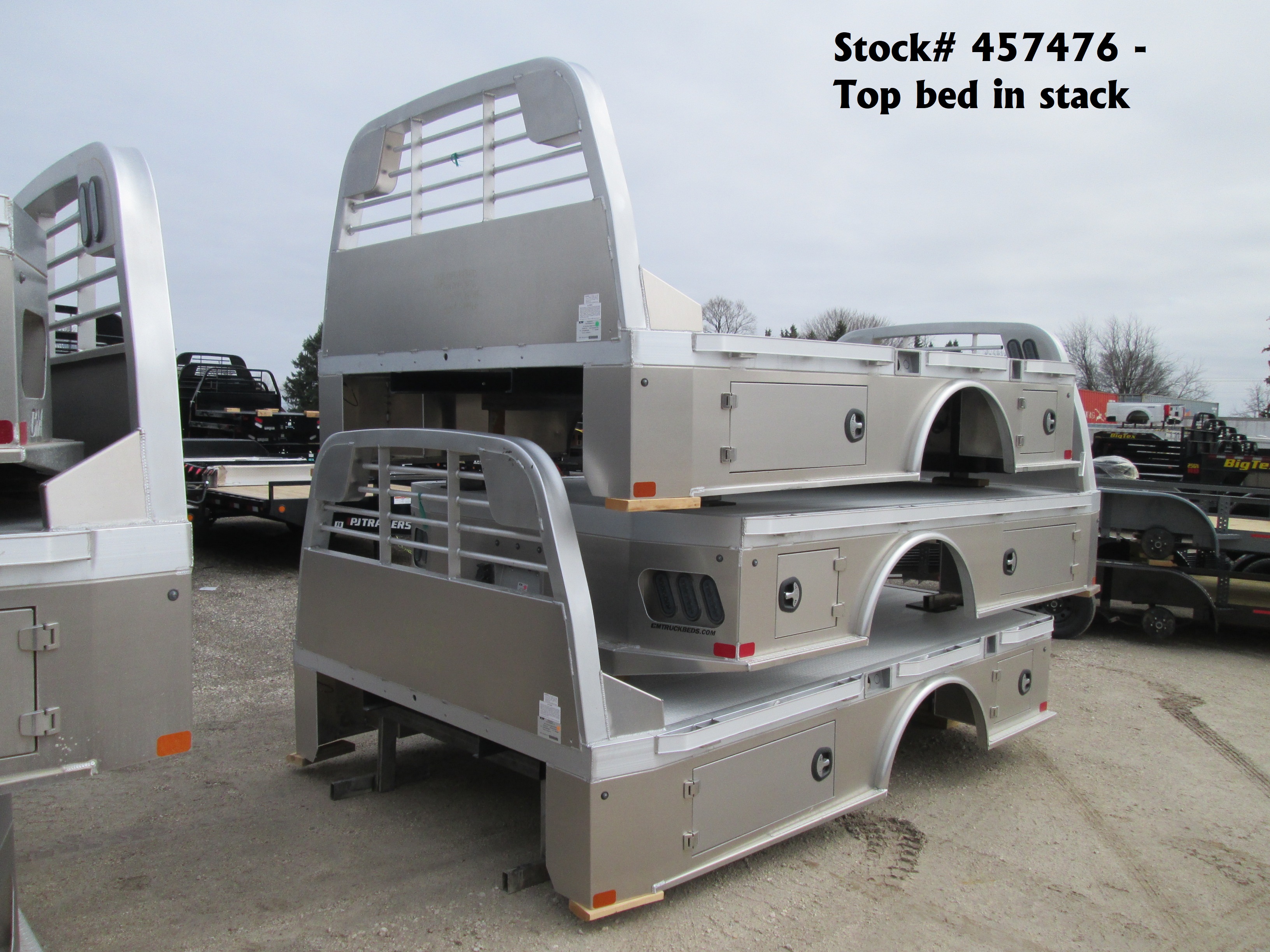 New CM 11.3 x 94 ALSK Flatbed Truck Bed