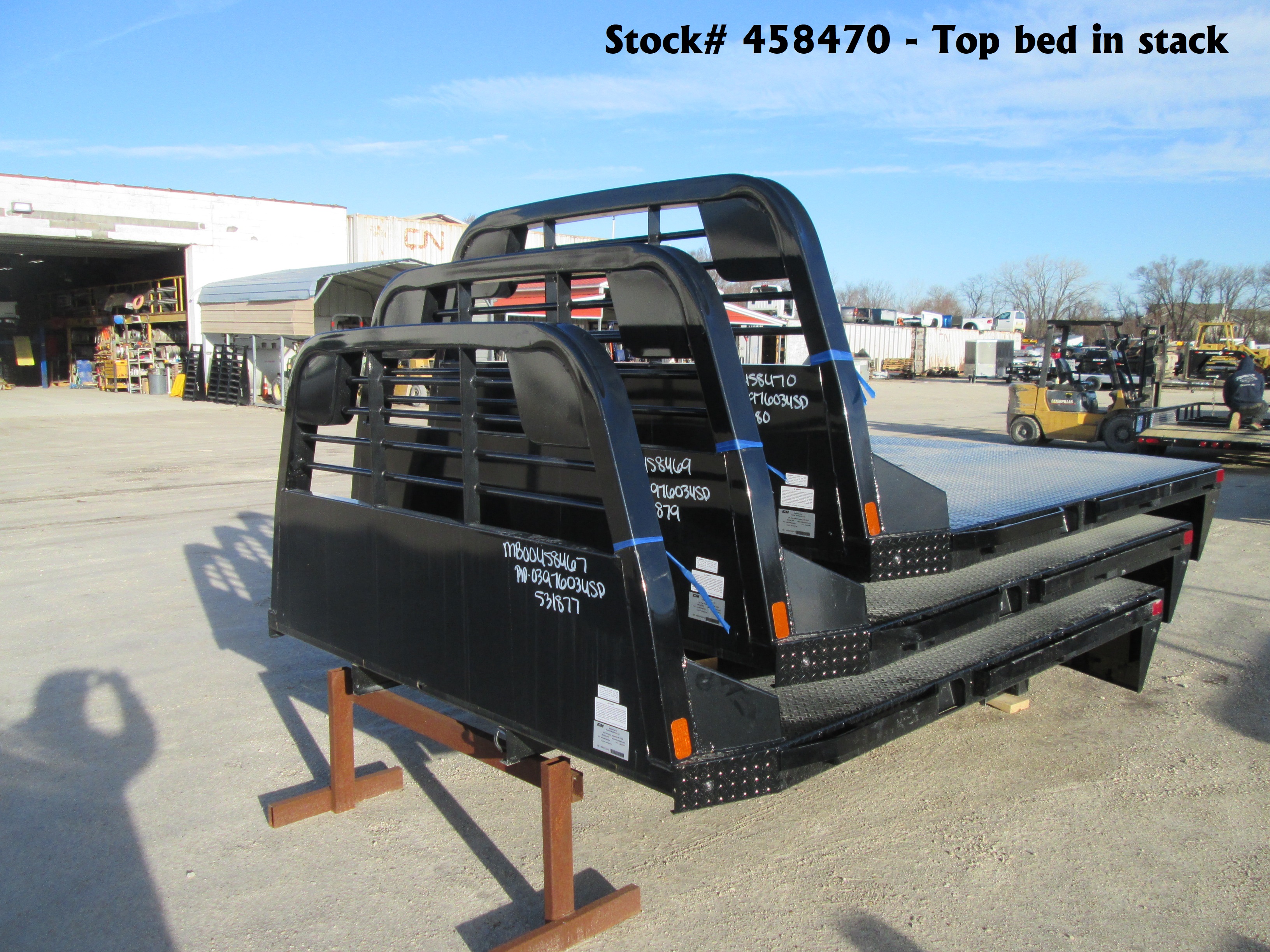 New CM 9.3 x 97 RD Flatbed Truck Bed