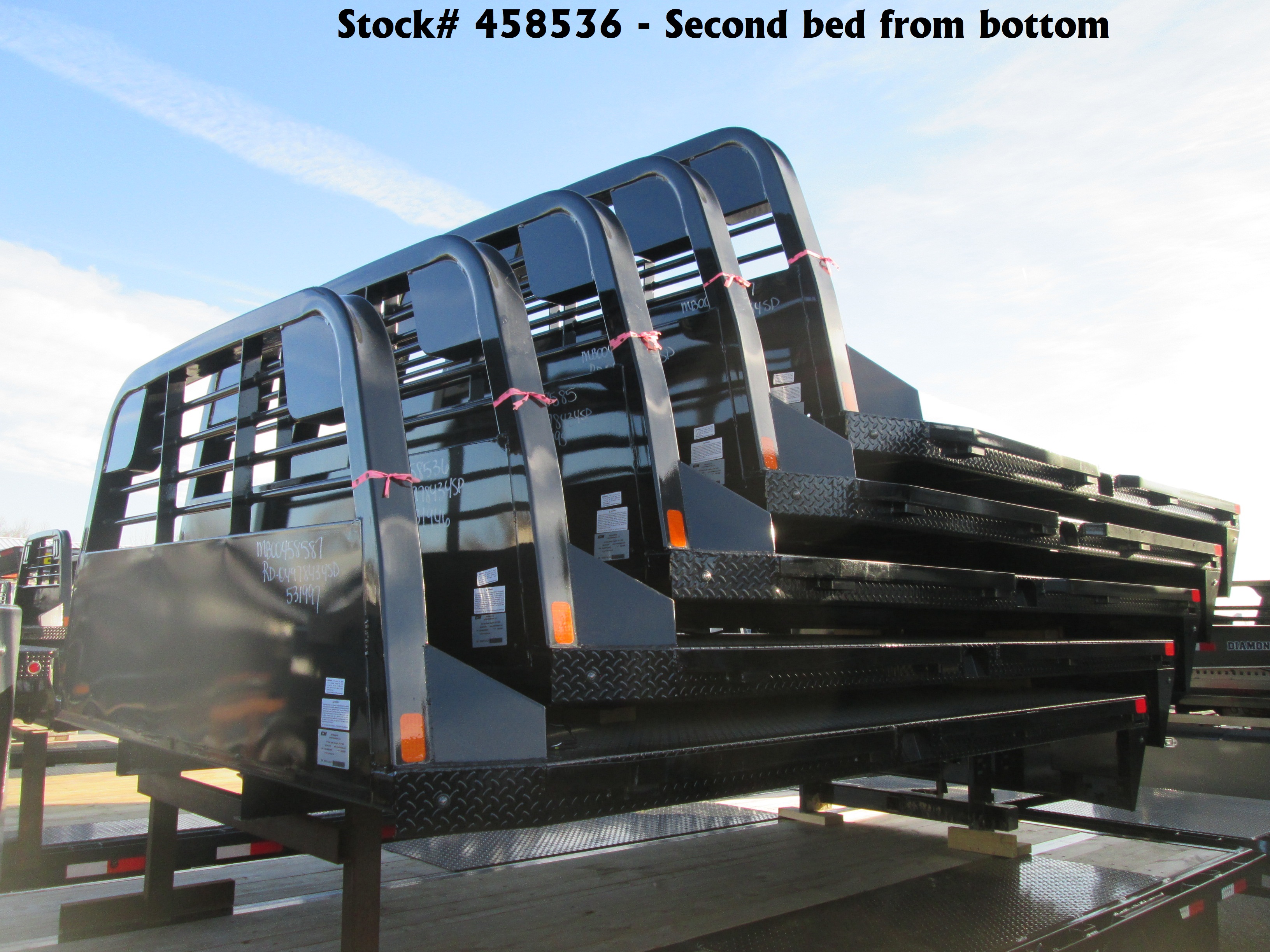 New CM 11.3 x 97 RD Flatbed Truck Bed