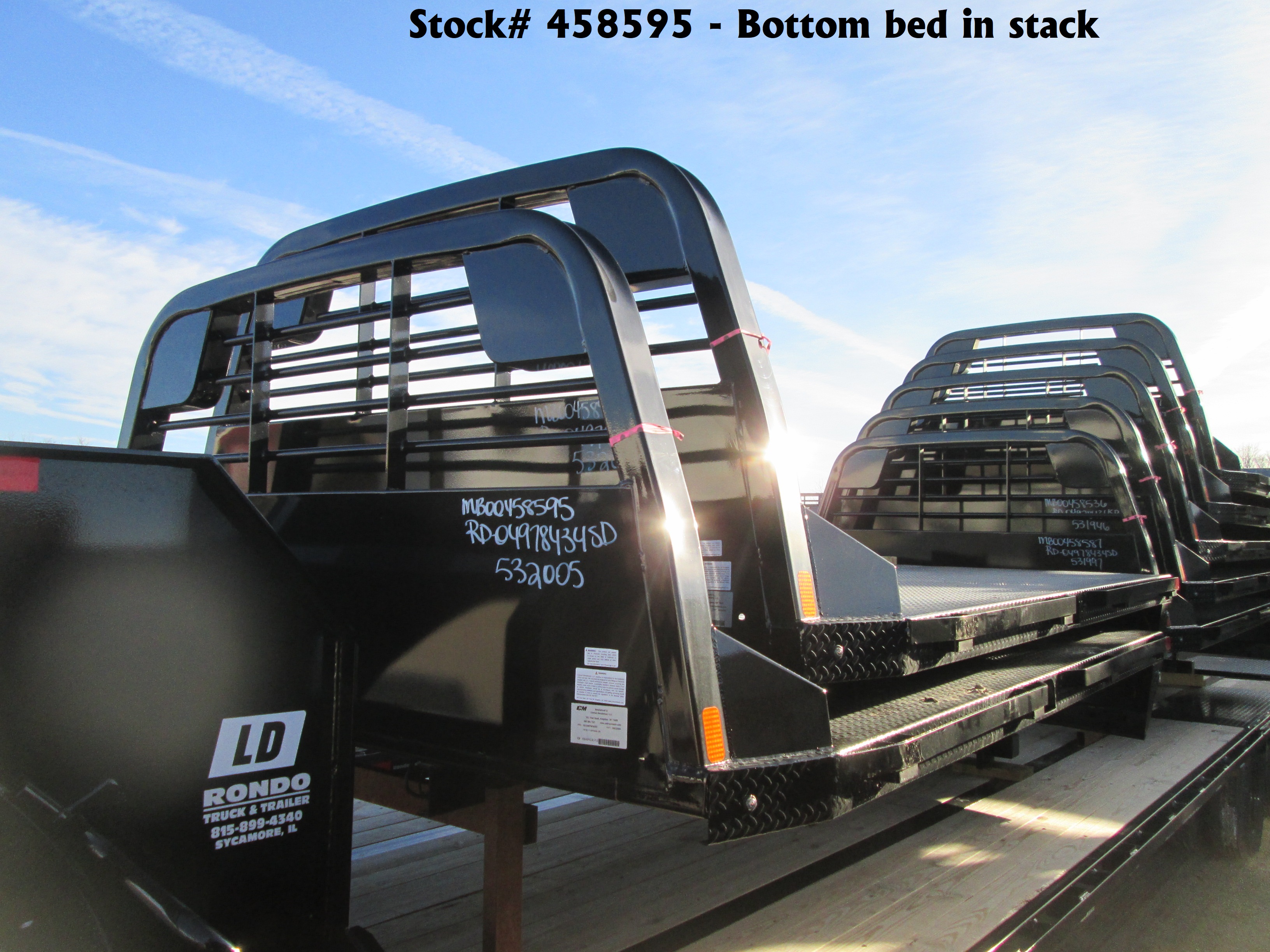 New CM 11.3 x 97 RD Flatbed Truck Bed