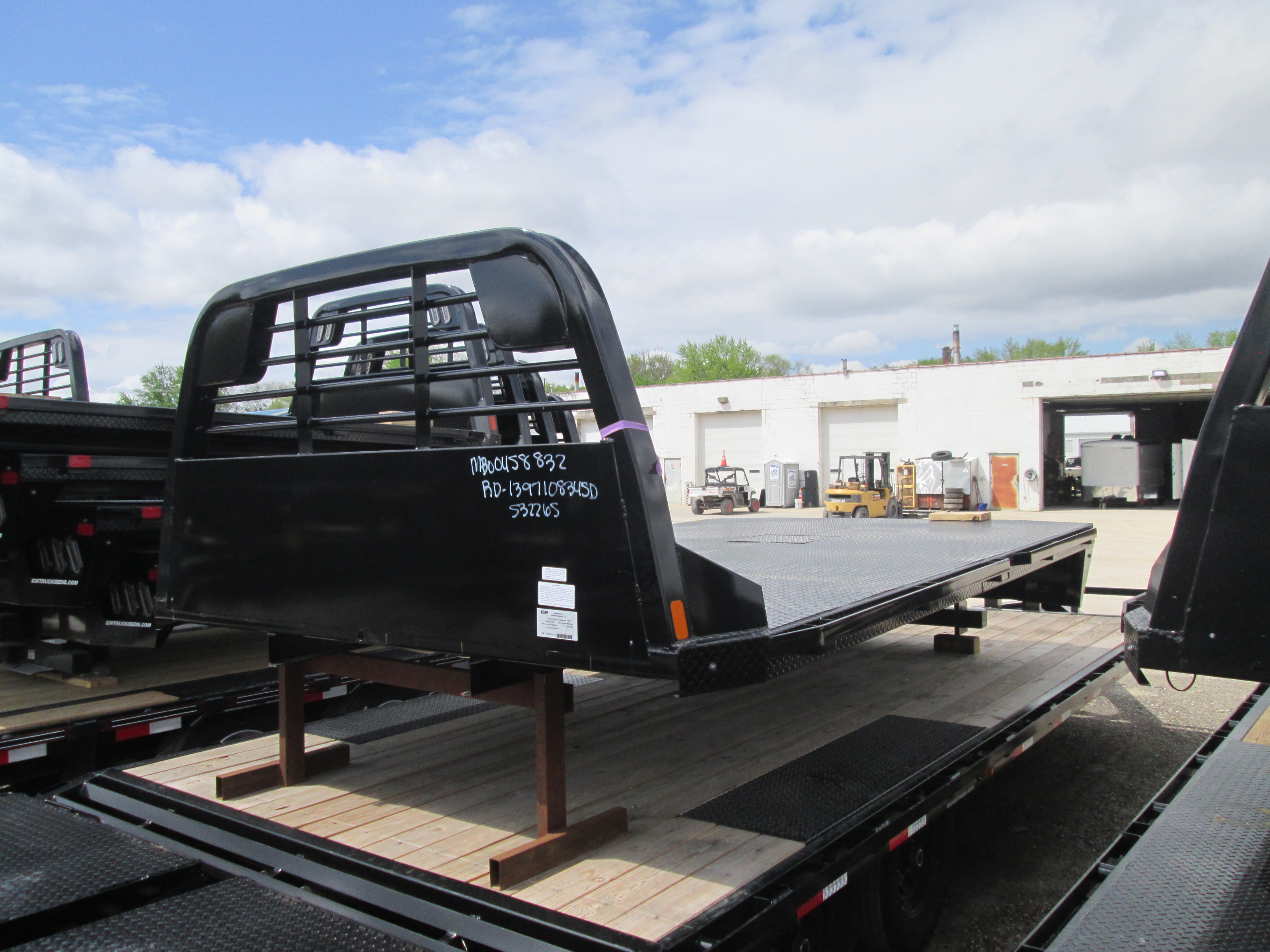 AS IS CM 13.3 x 97 RD Flatbed Truck Bed