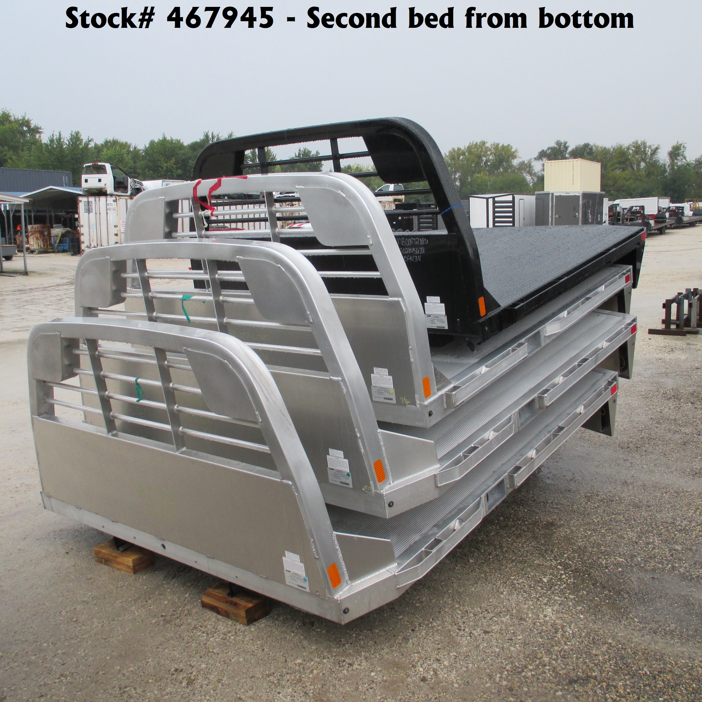 New CM 9.3 x 97 ALRD Flatbed Truck Bed