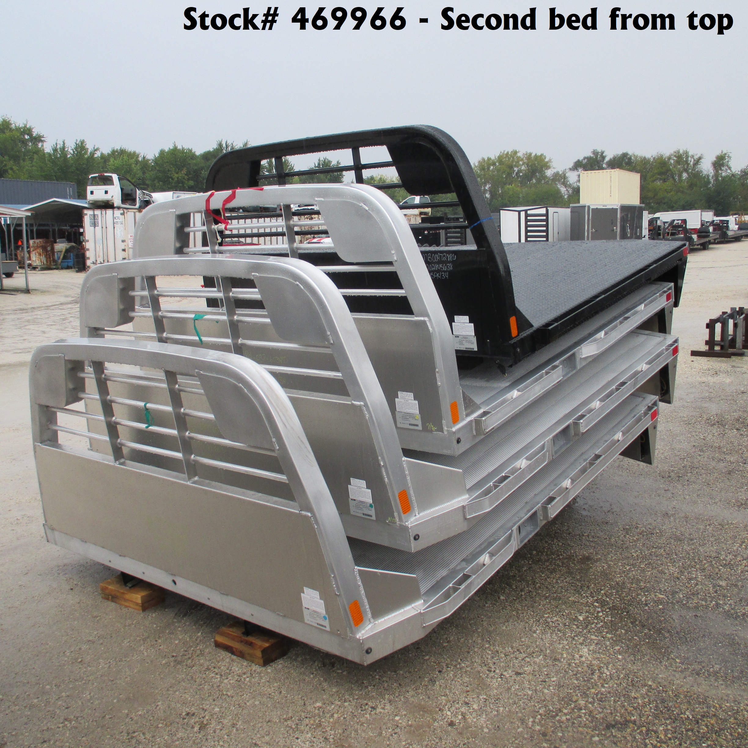 New CM 9.3 x 84 ALRD Flatbed Truck Bed