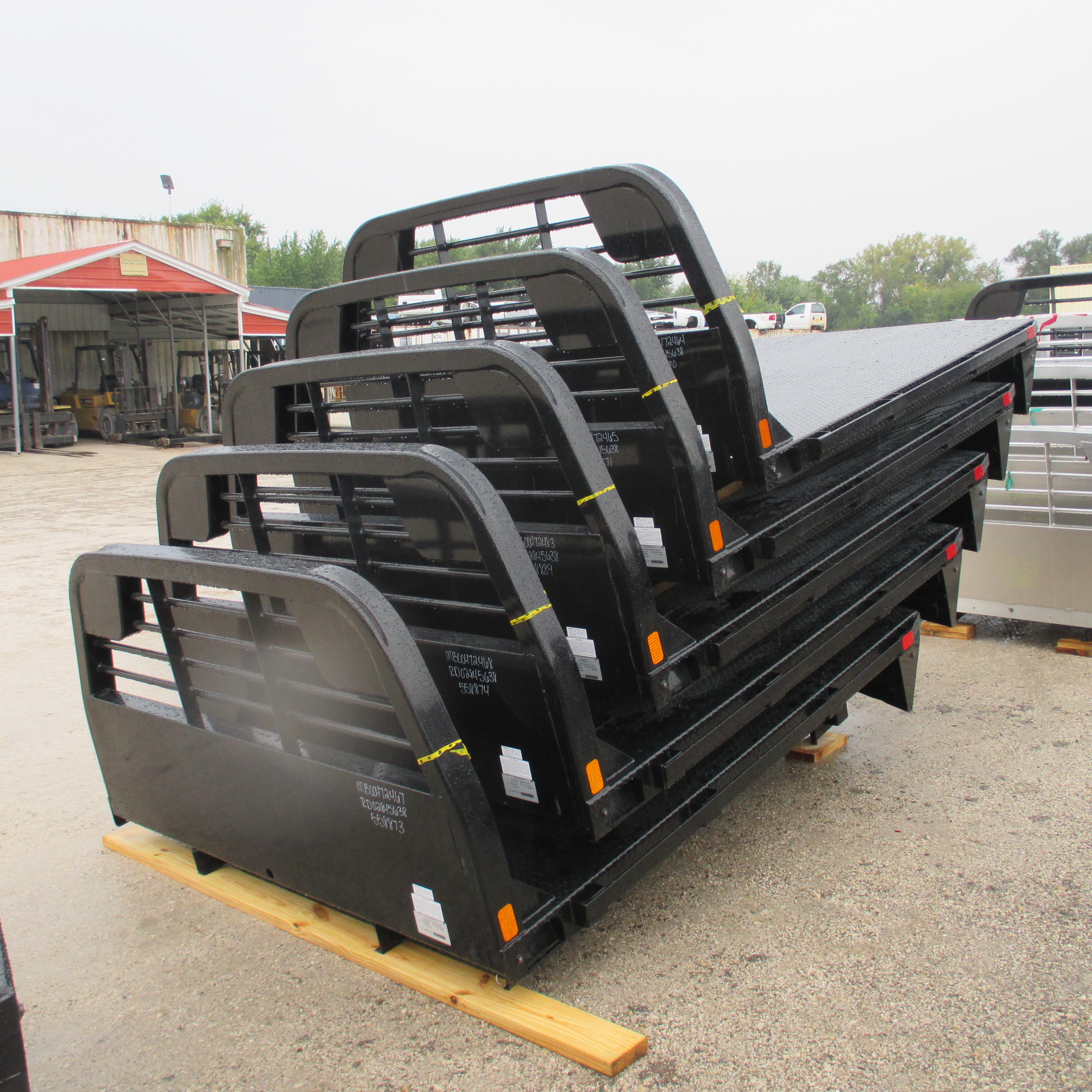 New CM 8.5 x 84 RD Flatbed Truck Bed