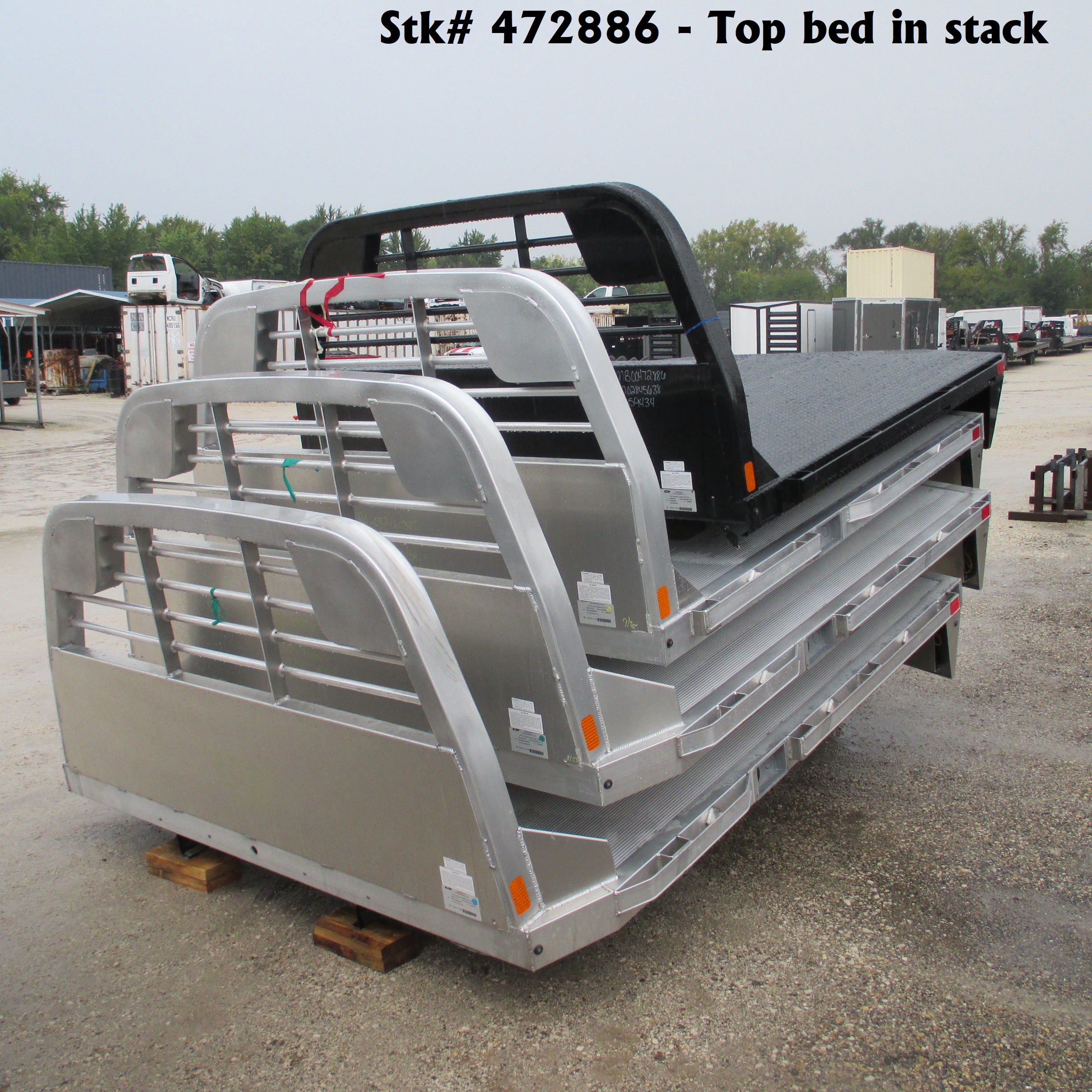 New CM 8.5 x 84 RD Flatbed Truck Bed