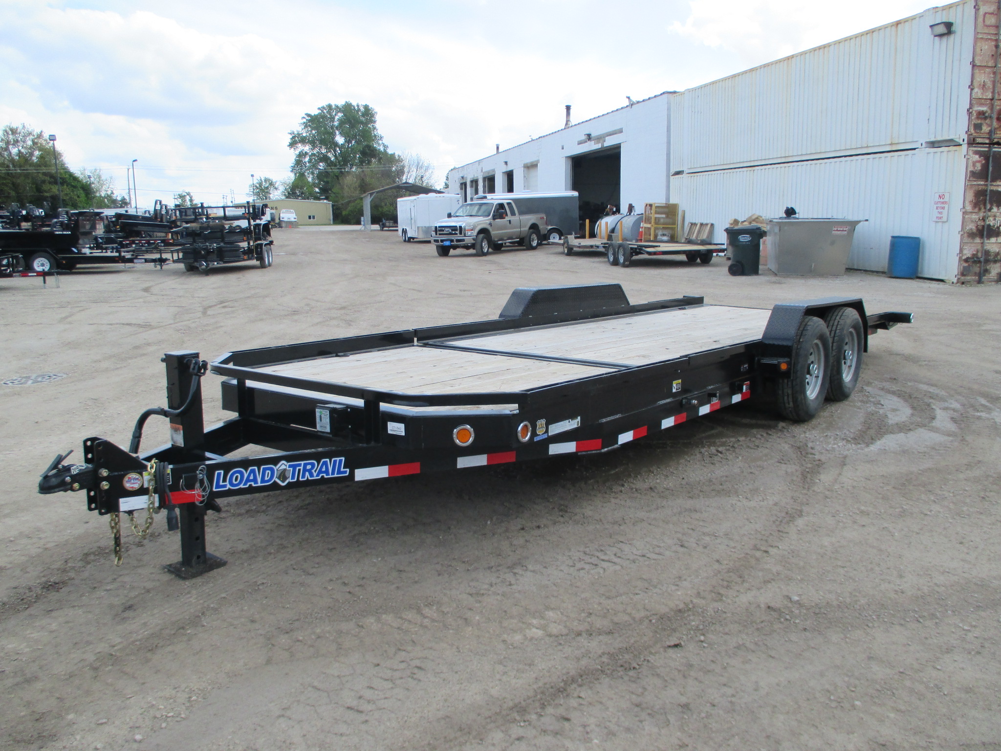 2015 Load Trail 83x22  Equipment Tilt TL8322072