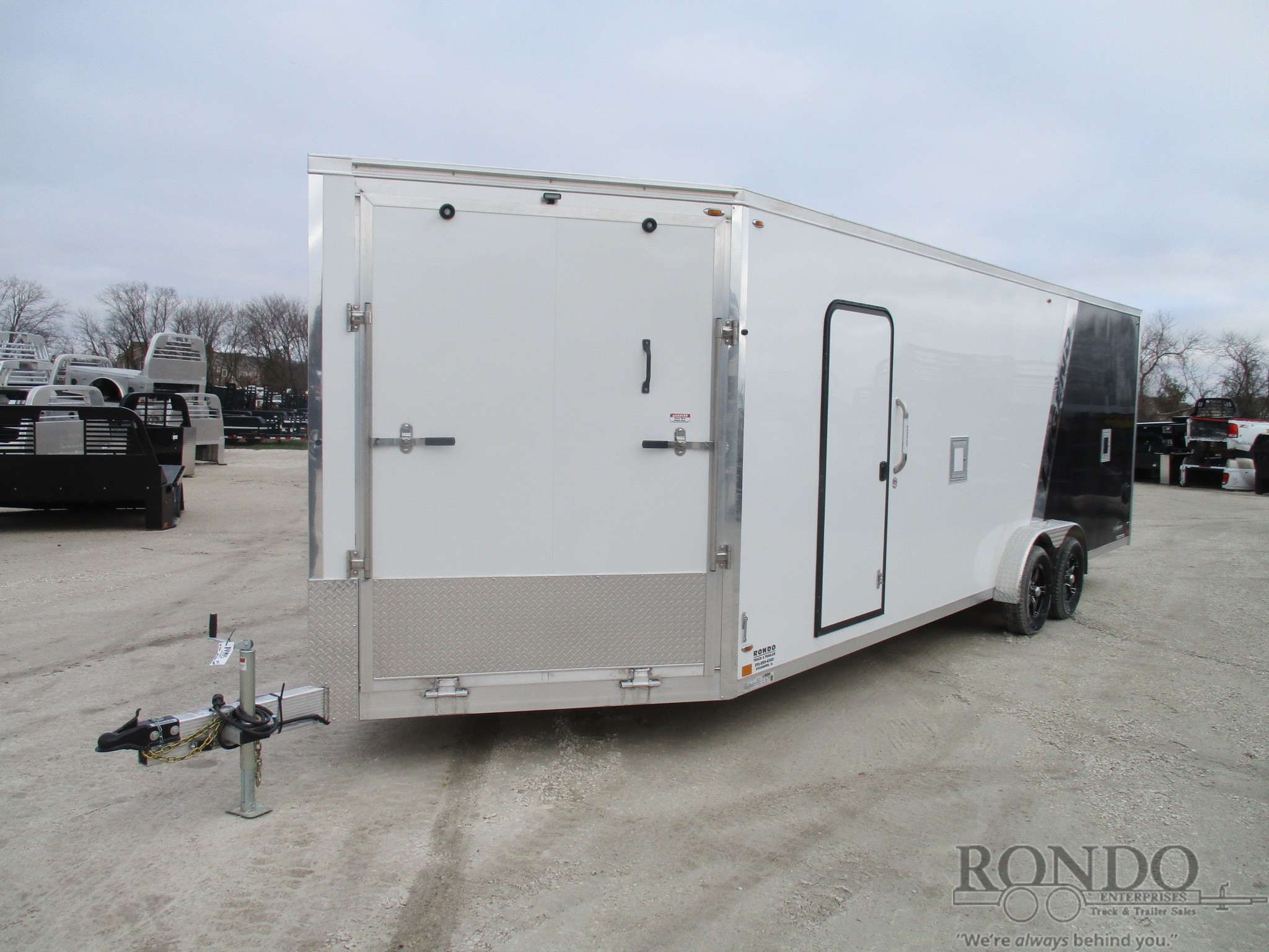 2020 Legend 7.5x29' Enclosed Snowmobile 7.5X29ETA35 :: Rondo Trailer
