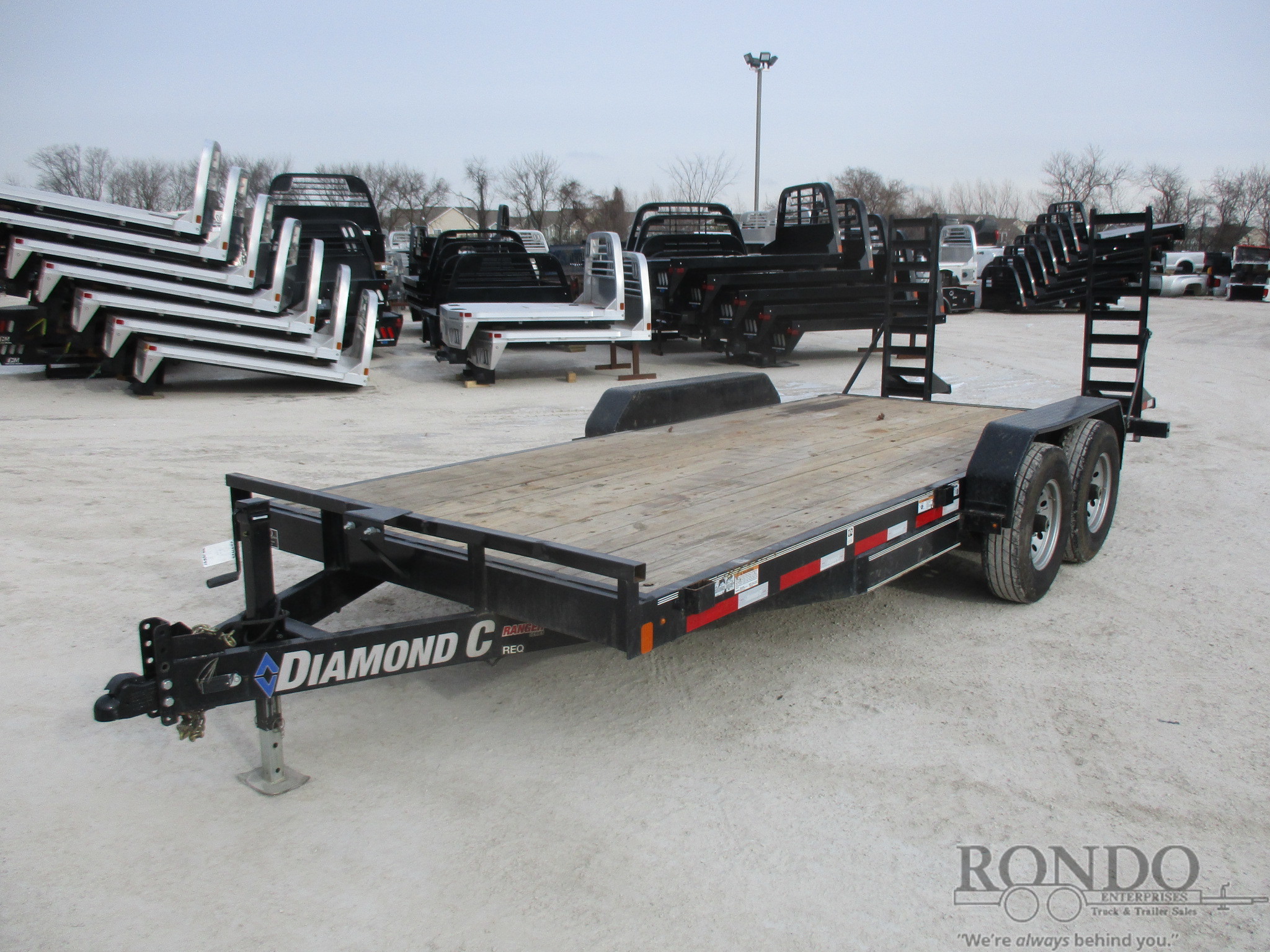 2018 RCLP 83x18' Equipment Diamond C REQ18X :: Rondo Trailer