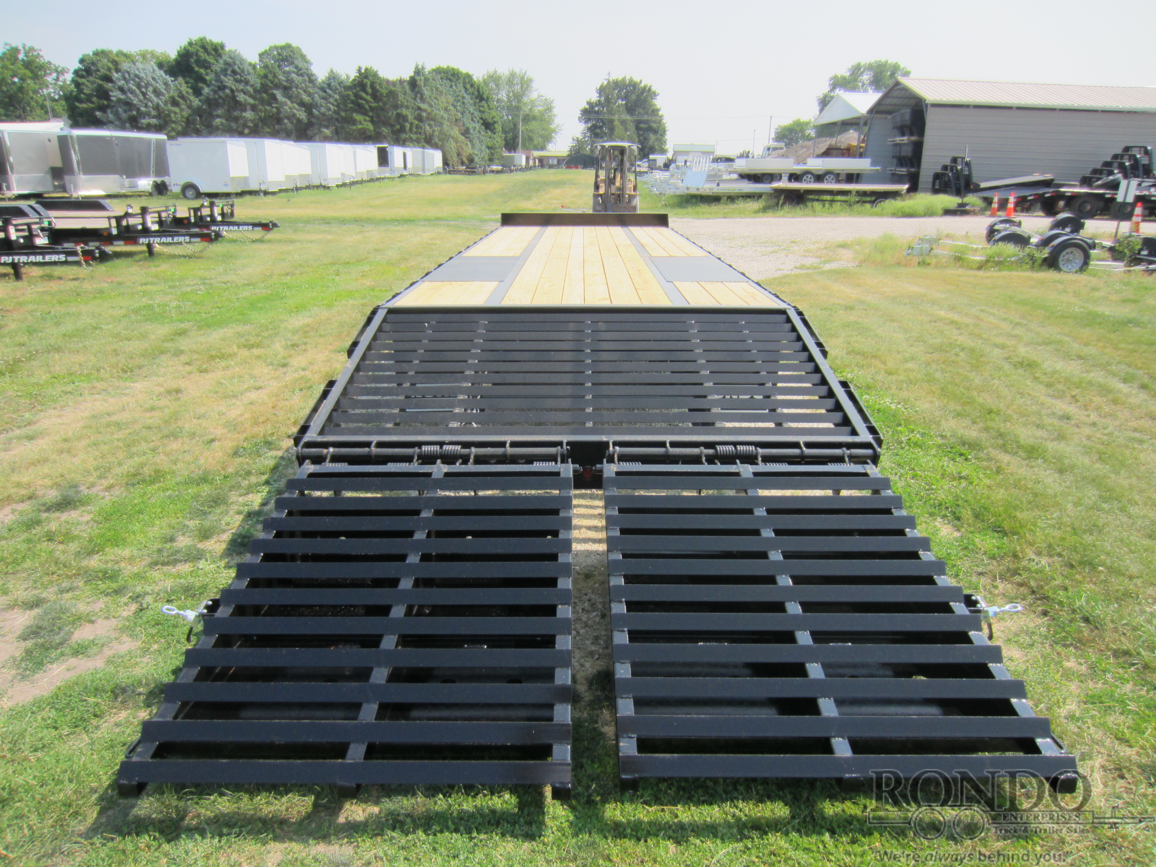 2024 Big Tex 102x30' Equipment Deckover 22PH-25BK+5MR :: Rondo Trailer