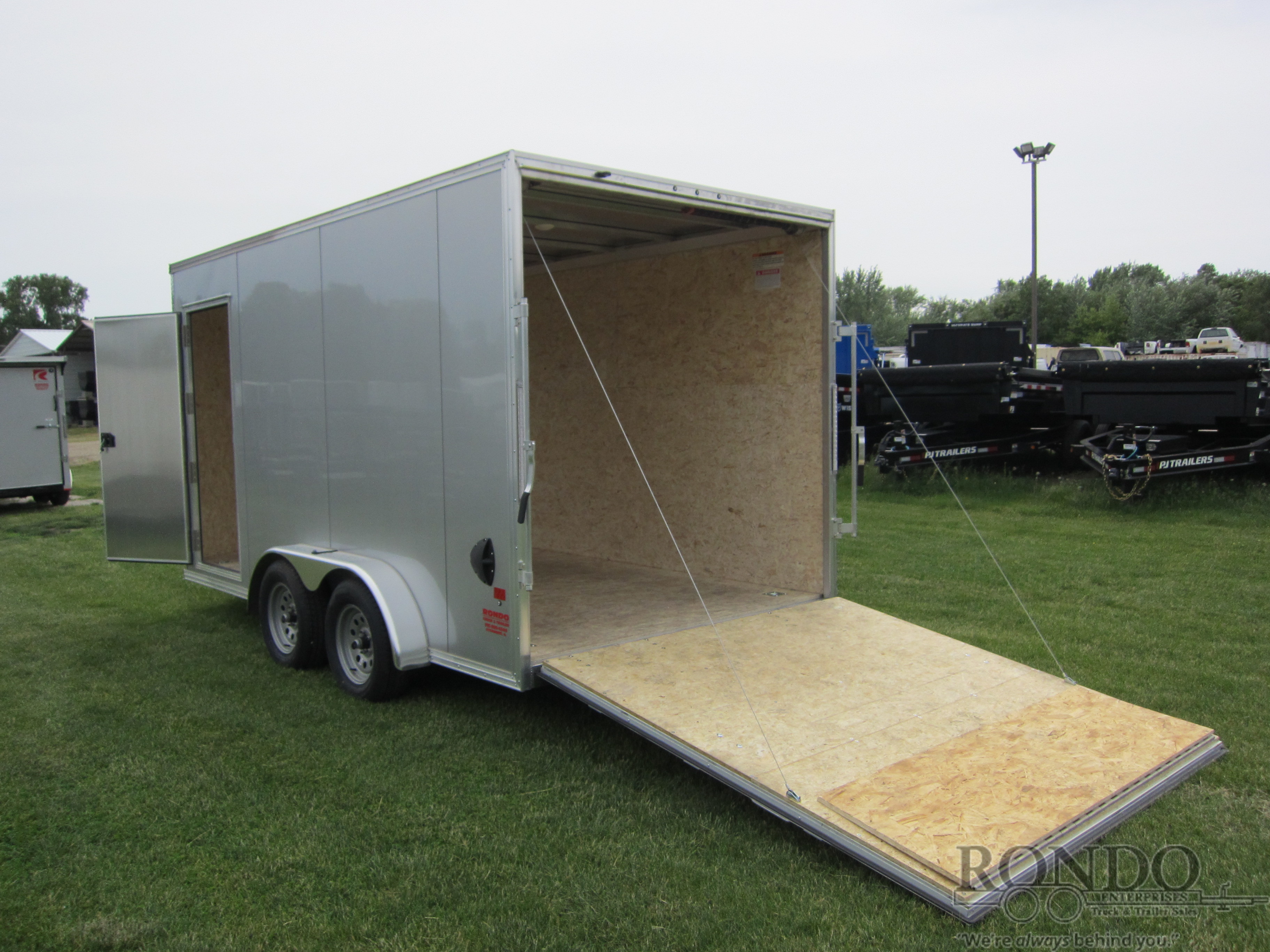 2025 Triton 7.4x14' Enclosed Cargo EZEC7.4X14-IF :: Rondo Trailer
