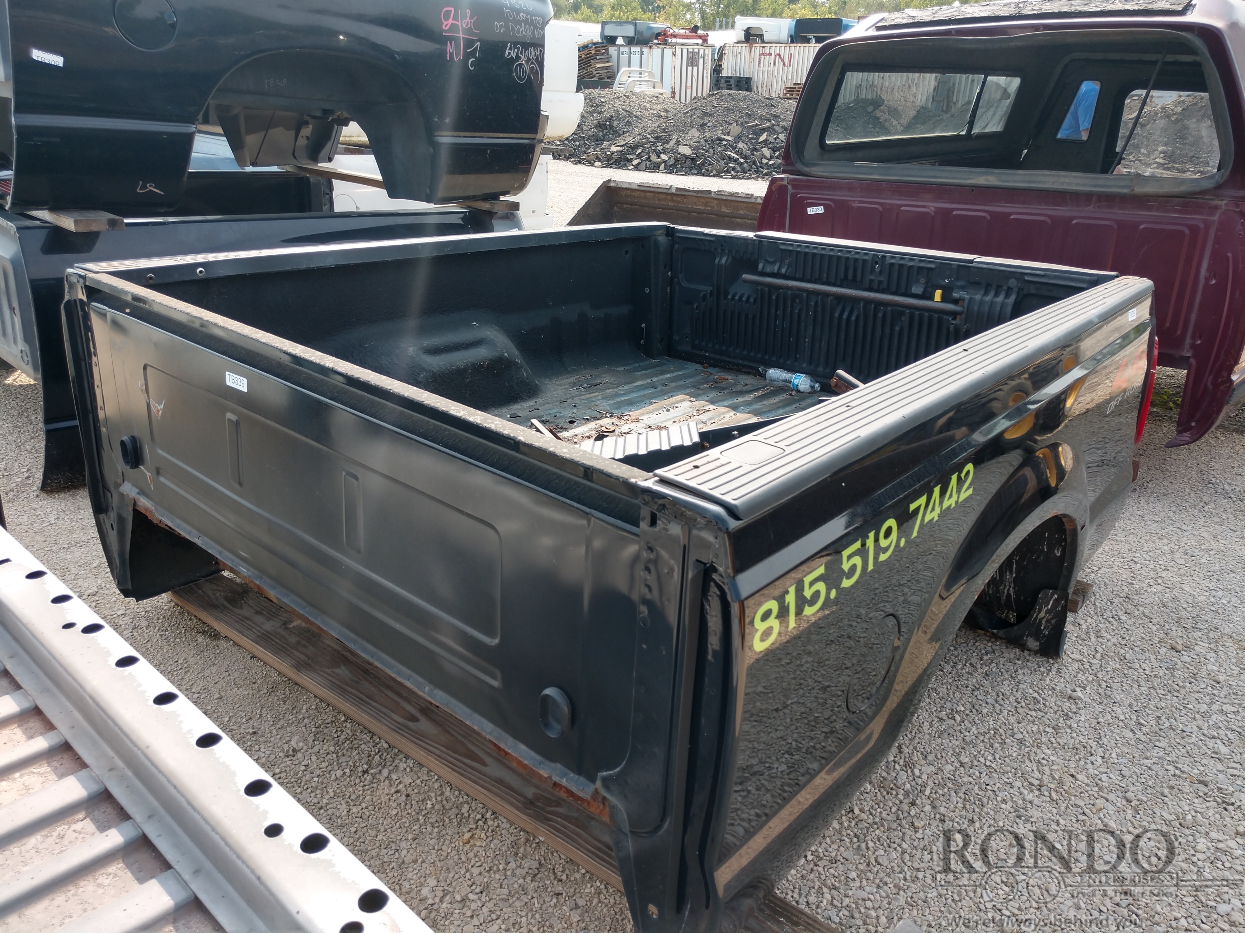 Used Truck Bed only 99-10 Ford F250 6.5 ft OEM Short Bed Single Rear ...